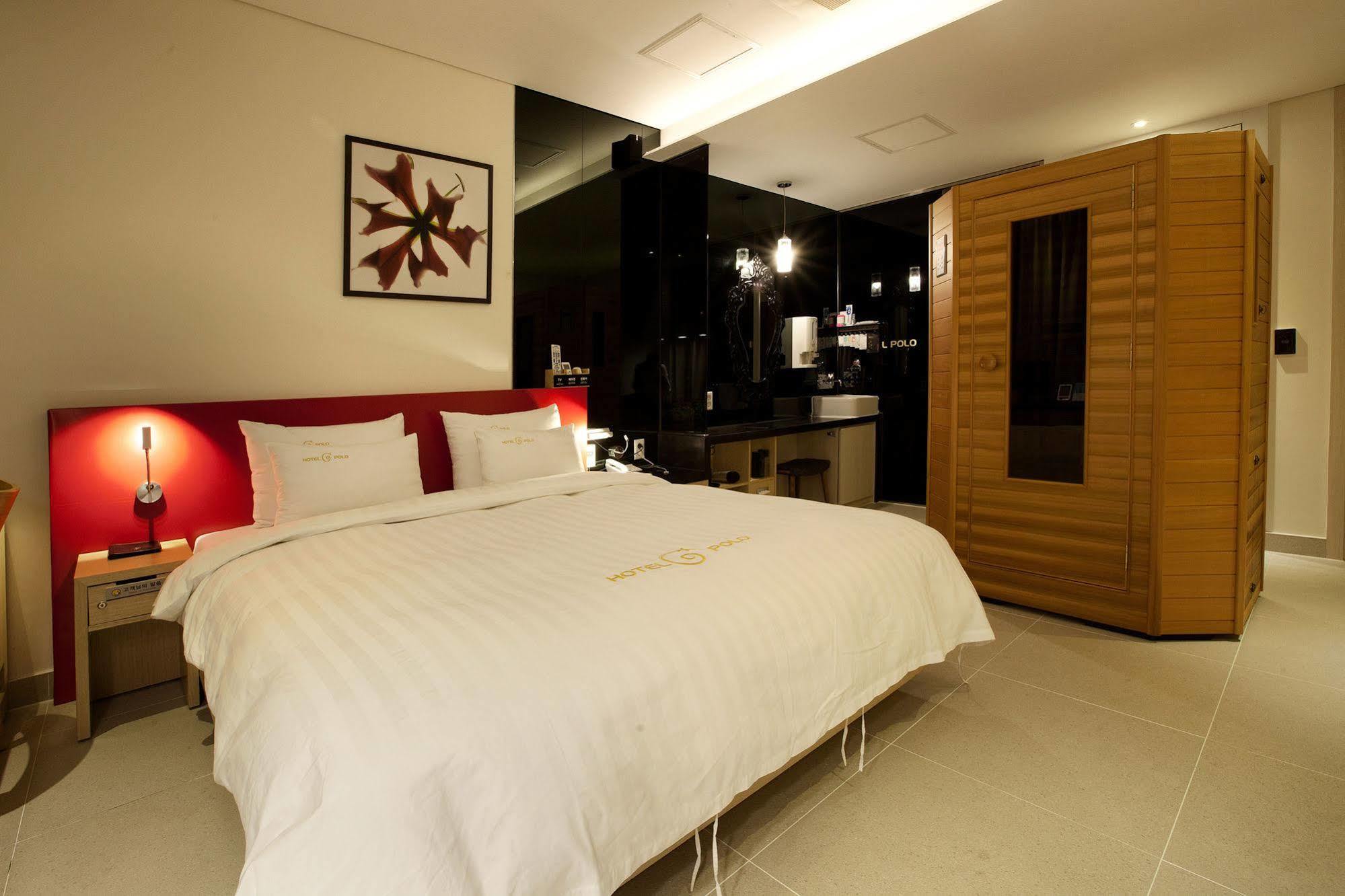 Polo Tourist Hotel Incheon Eksteriør billede